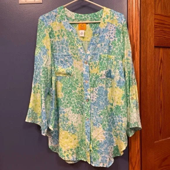 Ruby Rd. Top - Picture 1 of 3